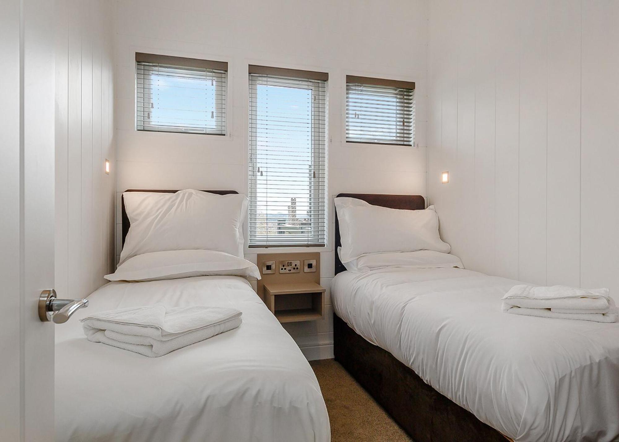 Cheddar Woods Resort And Spa Bagian luar foto