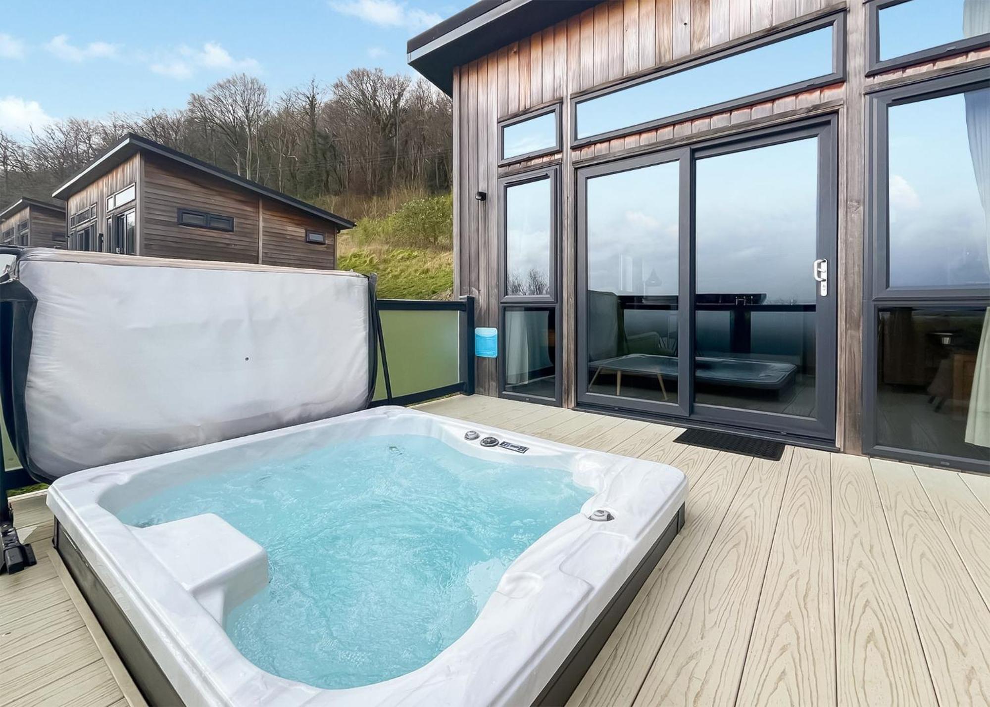 Cheddar Woods Resort And Spa Bagian luar foto
